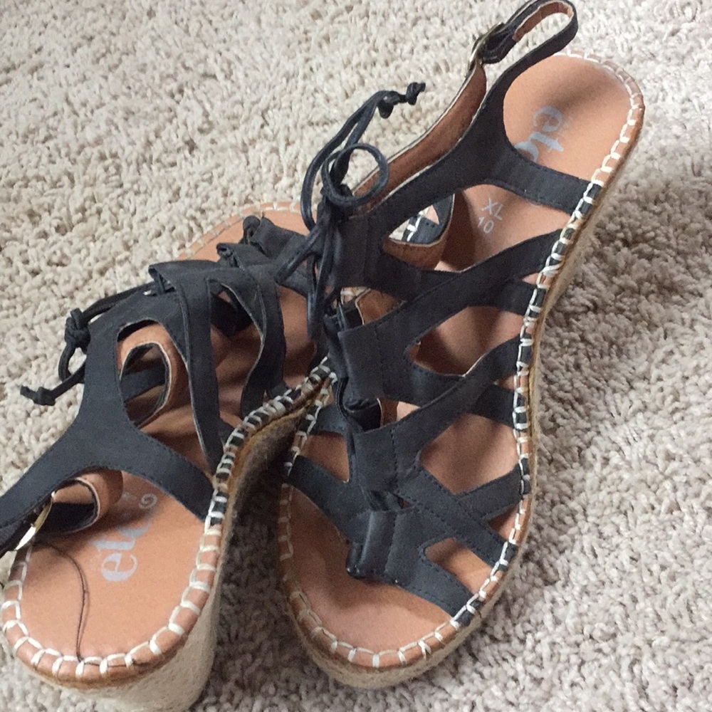 Heeled sandals